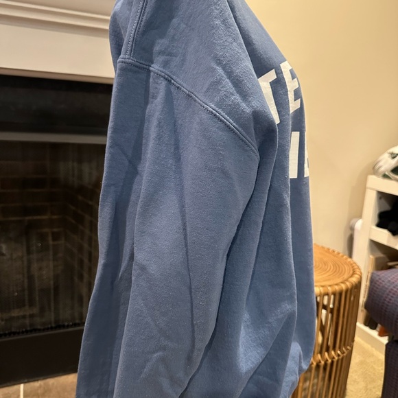 Tequila Helps Sweatshirt - Picture 5 of 6